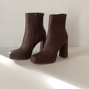 Steve Madden Chocolate Boots